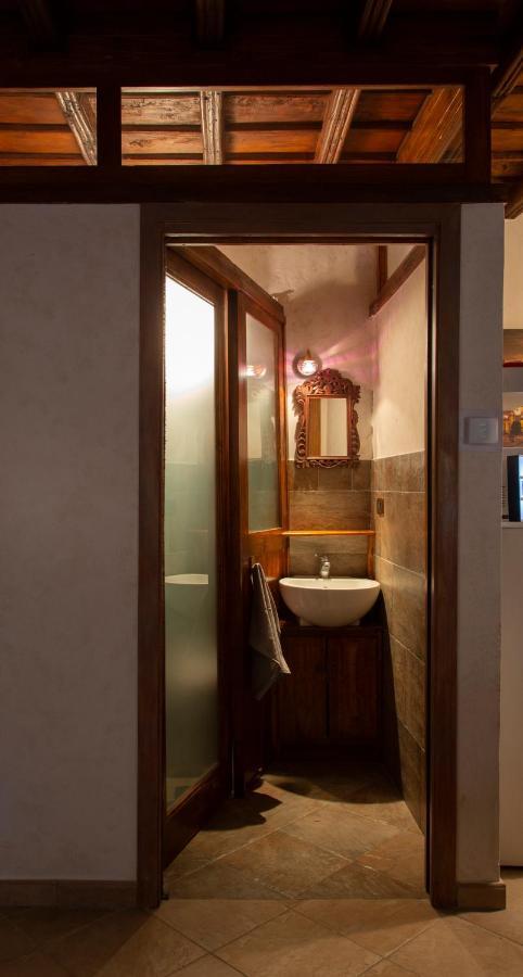 Appartamento Casa Vibrisse Torino Esterno foto